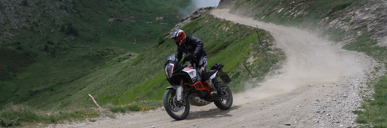 KTM Adventure 1290R jentlflow Fahrtraining Assietta