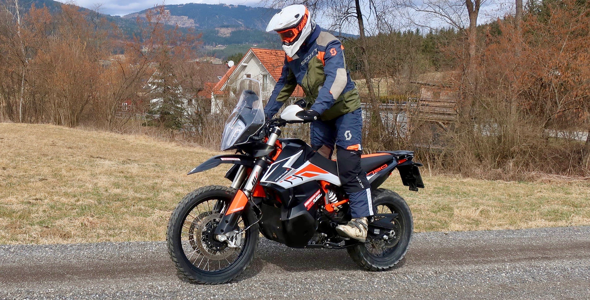 Adventurebiker Bekleidung - Check Scott Dualride DYRO WP - JentlFlow