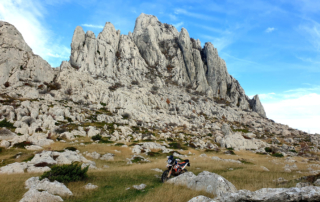 Adventurebiketour Jentlflow am TET Kroatien, Winnetou Drehort am Mali Alan Pass