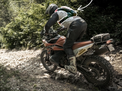 Jentlflow Blogbeitrag Trinkrucksäcke für Adventurebiker