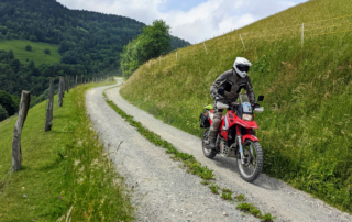 Jentlflow Veranstaltung Adventurebike Guiding Plus Slowenien Fokus auf der Stehposition