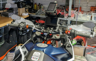 KTM 890 Adventure R 2023 Navi Positionierung