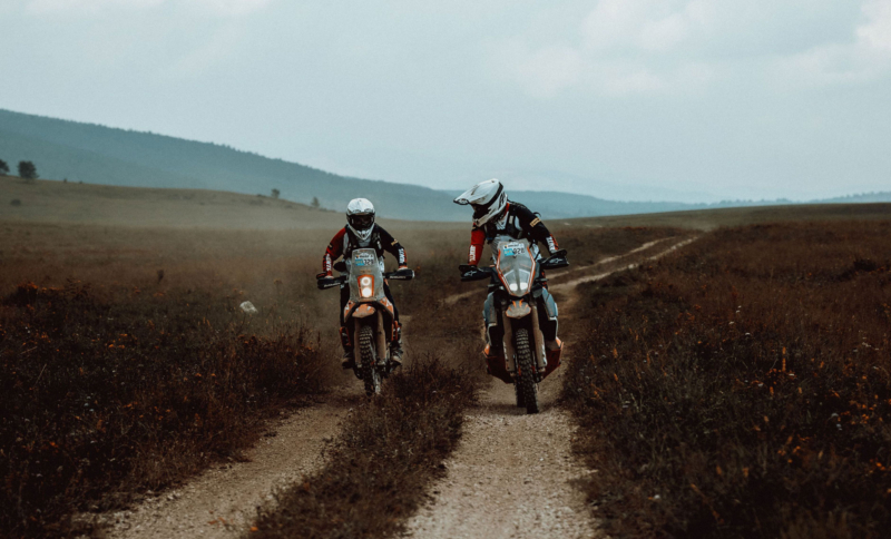 Renate Gutleb KTM 690 Enduro R, Gerhard Zinsberger KTM 890 Adventure R Bosnia Rally