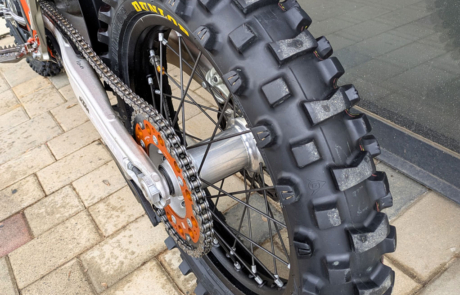 Dunlop Geomax AT82 Hinterreifen