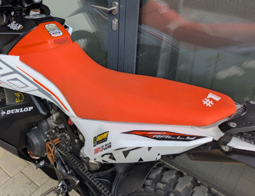 KTM Adventure – Sitzbank Ergonomie und One Gripper Sitzbankbezug